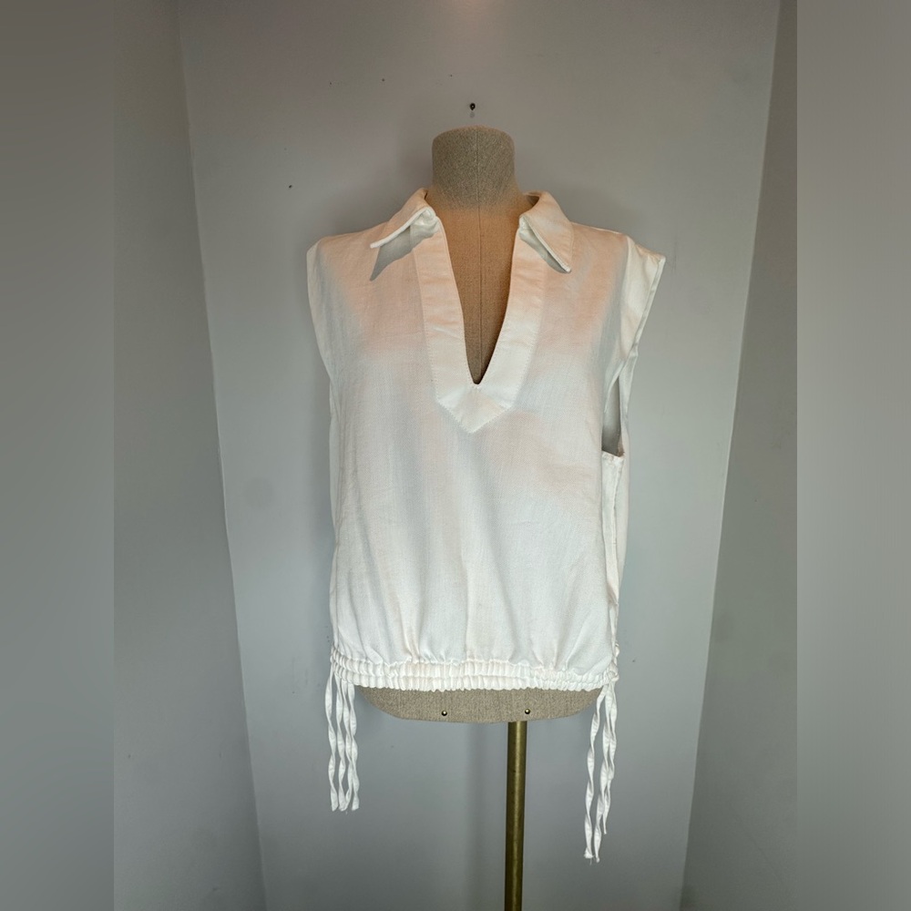 RAG & BONE
Fiona Ultra Featherweight V-Neck Top
